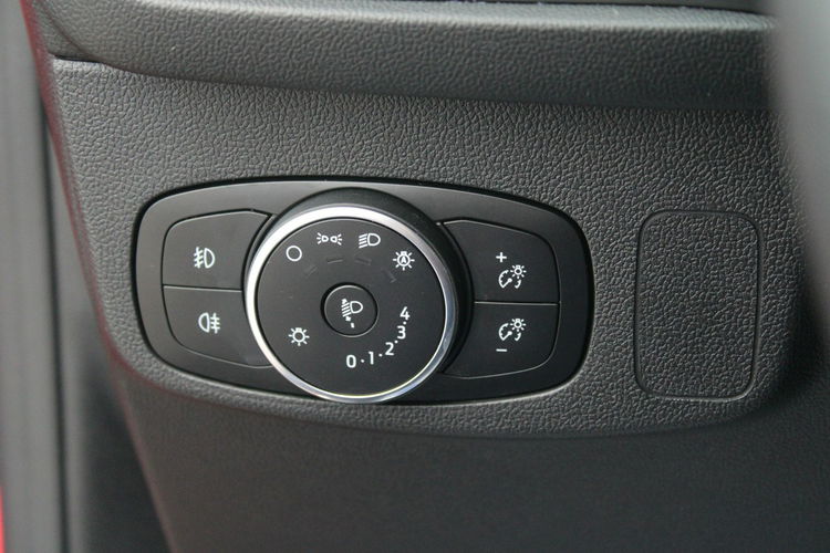 Ford Focus Titanium FullLed Gwarancja F-vat 120HP zdjęcie 19