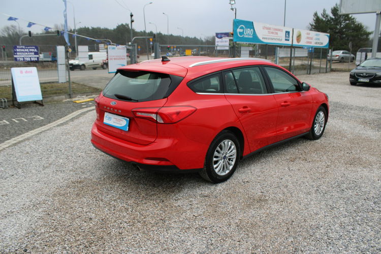 Ford Focus Titanium FullLed Gwarancja F-vat 120HP zdjęcie 5