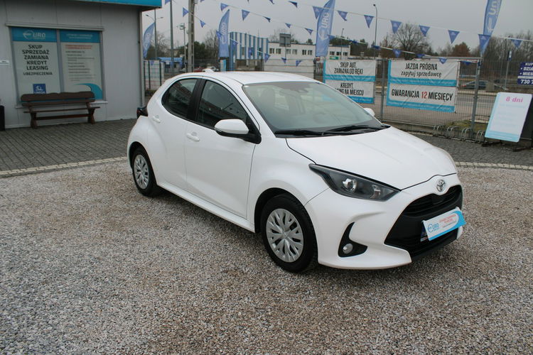 Toyota Yaris 1.5 Dynamic Force 125KM Comfort zdjęcie 3
