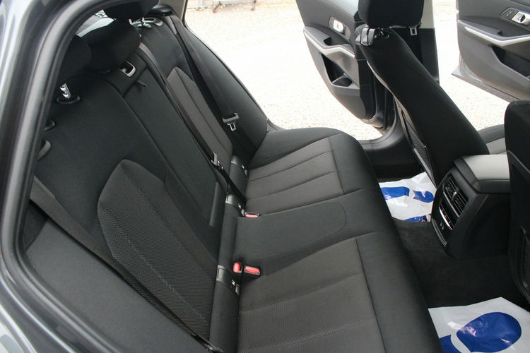 BMW 318 Automat F-Vat Salon Polska Gwarancja zdjęcie 15