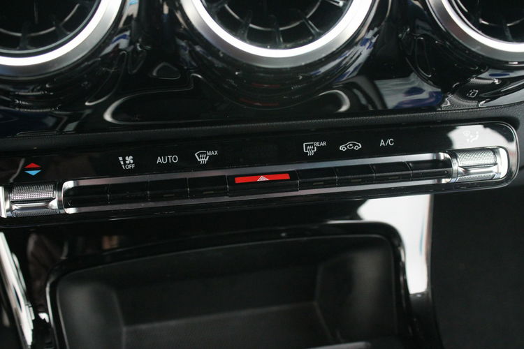 Mercedes A 180 Skóra Kamera F-vat Salon Polska Gwarancja zdjęcie 23
