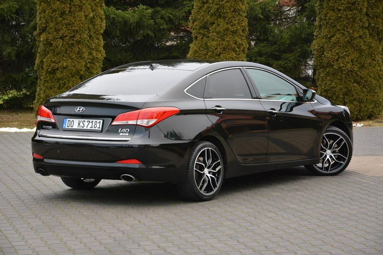 Hyundai i40 2.0(177KM) Premium Skóry Ledy Duza Navi Keyless go Kamera ASO Hyunda zdjęcie 13