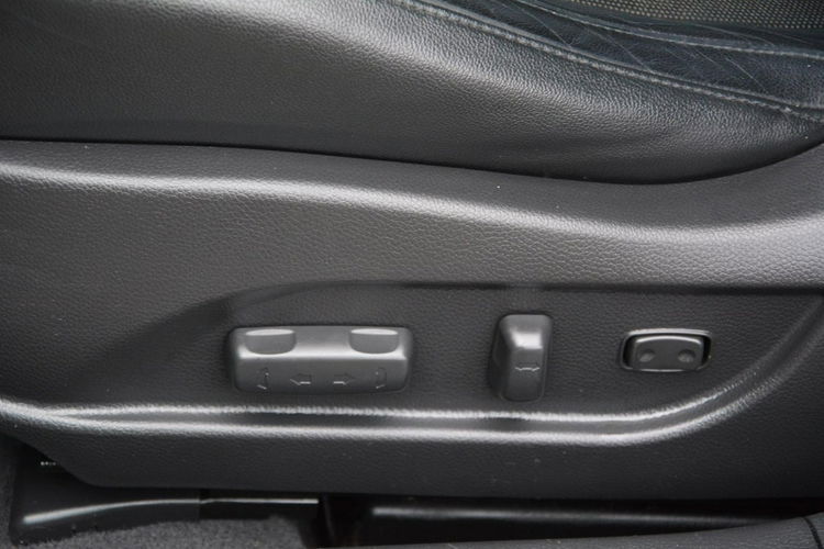 Hyundai i40 2.0(177KM) Premium Skóry Ledy Duza Navi Keyless go Kamera ASO Hyunda zdjęcie 21