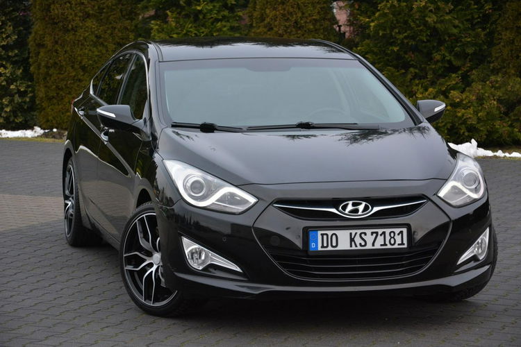 Hyundai i40 2.0(177KM) Premium Skóry Ledy Duza Navi Keyless go Kamera ASO Hyunda zdjęcie 8