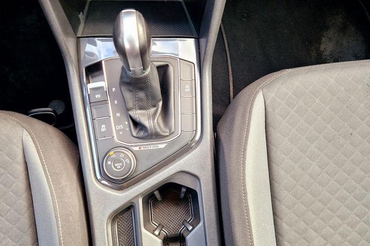 Volkswagen Tiguan Allspace ALLSPACE . NAVIGACJA. KAMERA COFANIA. 4X4. DSG zdjęcie 15