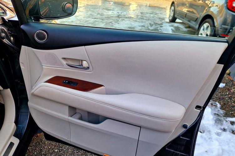 Lexus RX Instalacja Gazowa. 4x4. Automat zdjęcie 34