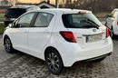 Toyota Yaris Hybryda Niski Przebieg zdjęcie 11
