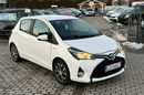 Toyota Yaris Hybryda Niski Przebieg zdjęcie 8