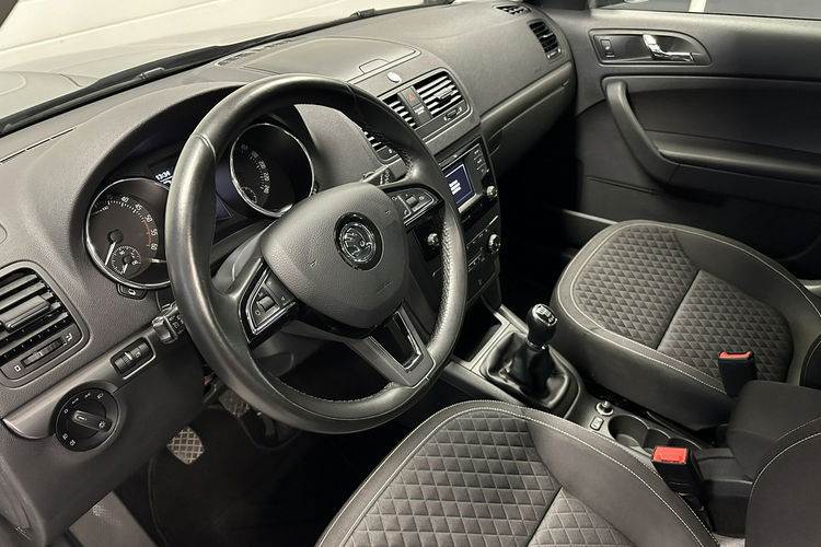 Yeti Skoda Yeti 2.0 TDI 150KM 4x4 Xenon LED Zadbany Po Opłatach Gwarancja zdjęcie 11