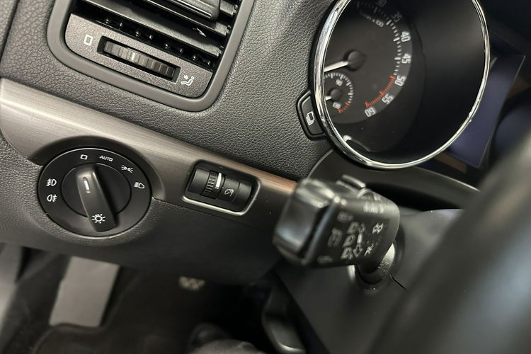 Yeti Skoda Yeti 2.0 TDI 150KM 4x4 Xenon LED Zadbany Po Opłatach Gwarancja zdjęcie 15