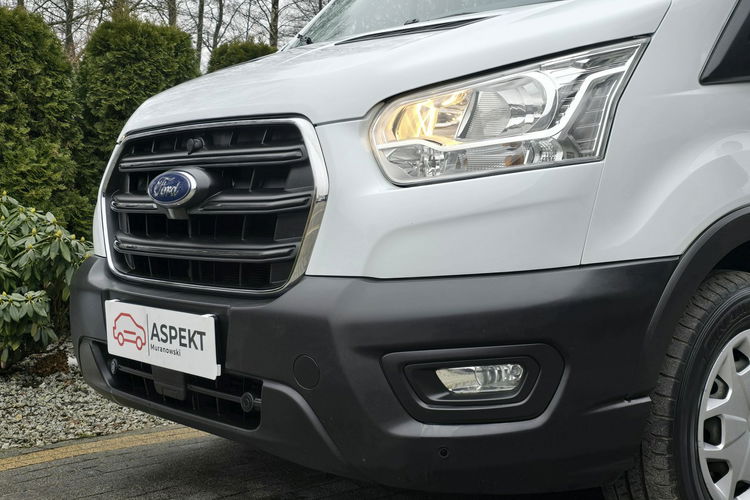 Ford Transit L3H3 / 2.0 TDCi / 9-osobowy / I-właściciel / dla Niepełnosprawnych zdjęcie 17