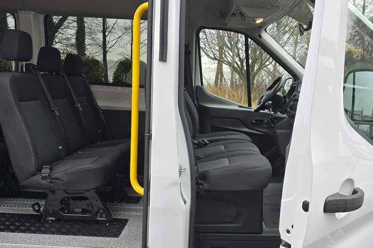 Ford Transit L3H3 / 2.0 TDCi / 9-osobowy / I-właściciel / dla Niepełnosprawnych zdjęcie 19