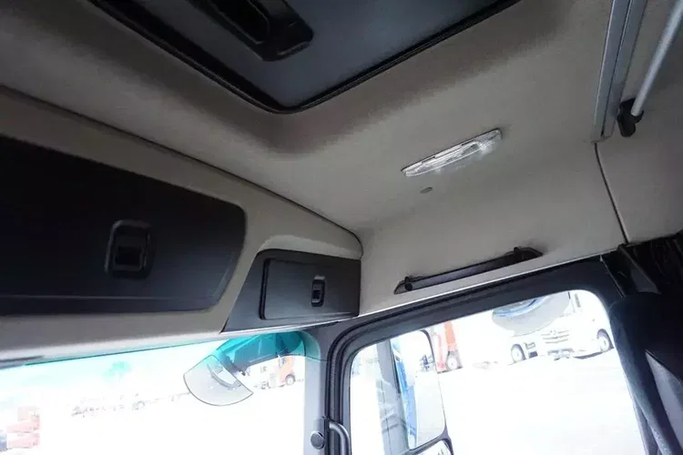 Mercedes ACTROS / 2543 / ACC / E 6 / PEŁNY ADR / PLATFORMA / ZAWIESIE POD WÓZEK zdjęcie 37