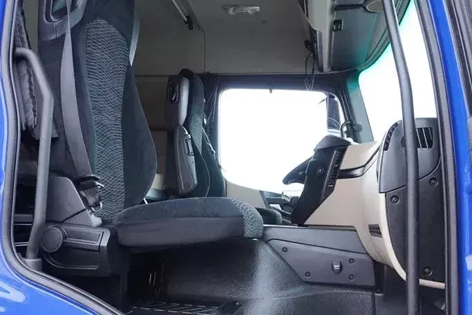 Mercedes ACTROS / 2543 / ACC / E 6 / PEŁNY ADR / PLATFORMA / ZAWIESIE POD WÓZEK zdjęcie 8