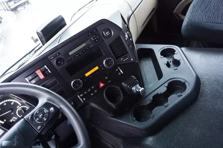 Mercedes ACTROS / 2543 / ACC / E 6 / PEŁNY ADR / PLATFORMA / ZAWIESIE POD WÓZEK zdjęcie 9