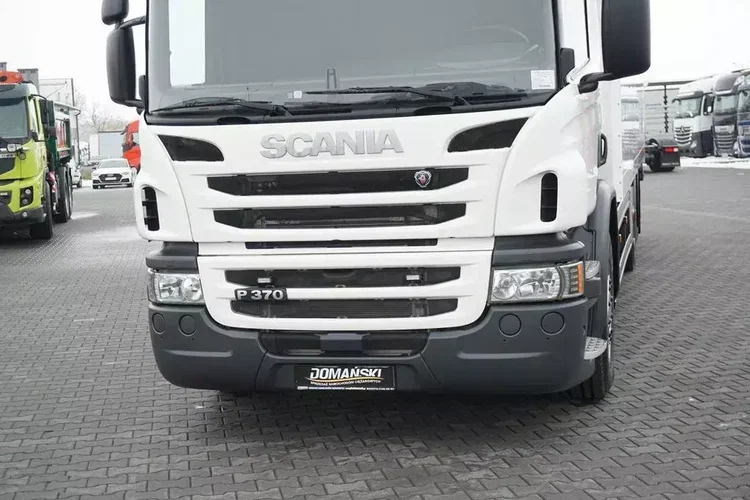 Scania P 370 / EURO 6 / CHŁODNIA + WINDA / 23 PALETY / OŚ SKRĘTNA zdjęcie 23