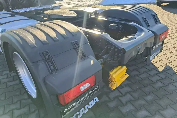 Scania R450 / EURO 6 / RETARDER / LOW DECK / CROWN EDITION / zdjęcie 17