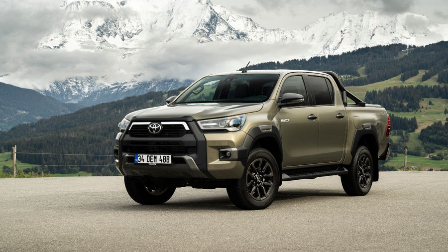 TOYOTA Hilux 2.4 D-4D Double Cab Active 4x4 aut zdjęcie 