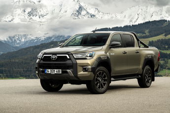 Toyota TOYOTA Hilux 2.4 D-4D Double Cab Active 4x4 aut