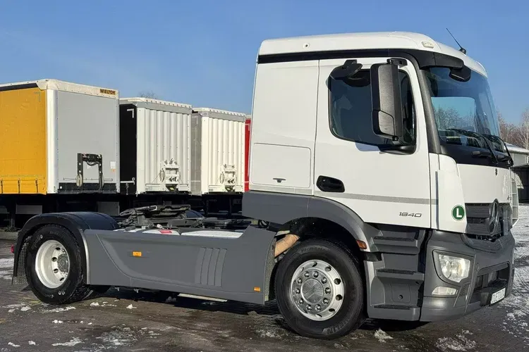 Mercedes ACTROS 1840 Euro 6 ADR HYDRAULIKA Niska Kabina Standard zdjęcie 6