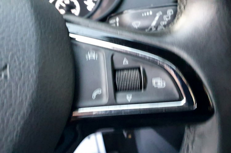 Skoda Octavia 1.6 TDI 115 KM, AMBITION, Nawigacja Salon PL stan bdb zdjęcie 25