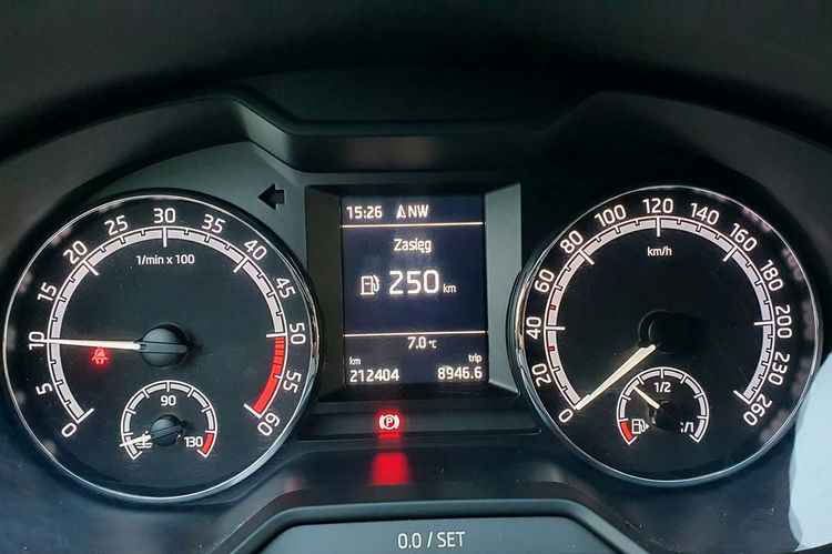 Skoda Octavia 1.6 TDI 115 KM, AMBITION, Nawigacja Salon PL stan bdb zdjęcie 27