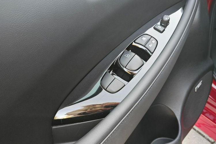 Nissan Leaf max wersja bateria 62kWh 25 tyskm moc 217KM jedyny taki gwaranc zdjęcie 16