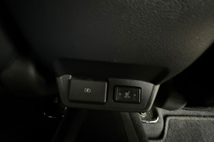 Nissan Leaf max wersja bateria 62kWh 25 tyskm moc 217KM jedyny taki gwaranc zdjęcie 18