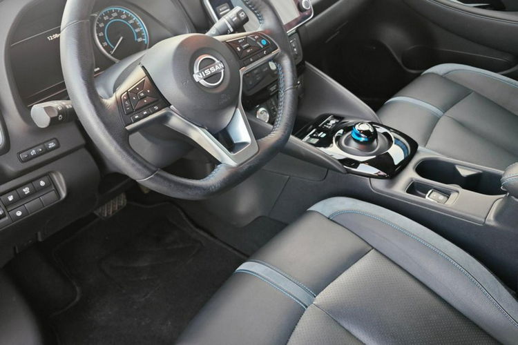 Nissan Leaf max wersja bateria 62kWh 25 tyskm moc 217KM jedyny taki gwaranc zdjęcie 8