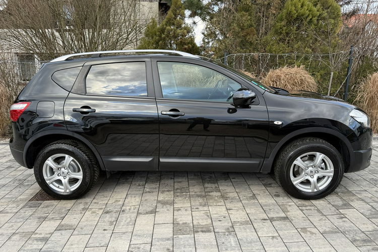 Nissan Qashqai Zadbany Bezwypadkowy Niski oryginalny przebieg zdjęcie 6