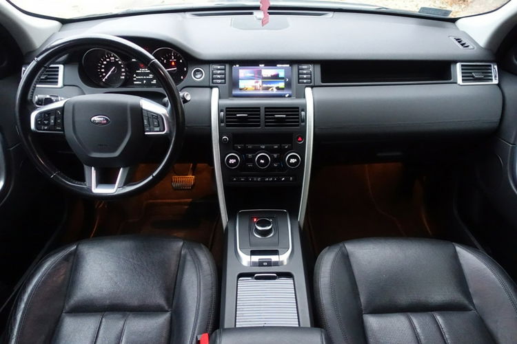 Land Rover Discovery Sport Rezerwacja zdjęcie 15
