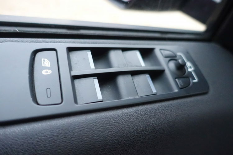 Land Rover Discovery Sport Rezerwacja zdjęcie 18