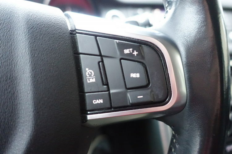 Land Rover Discovery Sport Rezerwacja zdjęcie 21