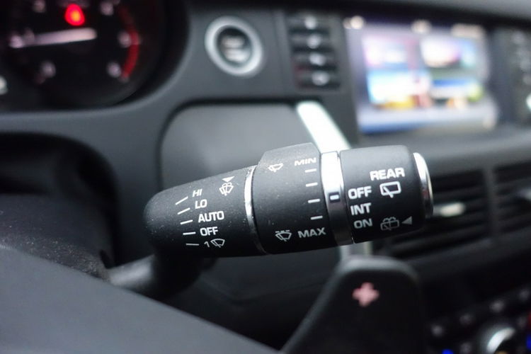 Land Rover Discovery Sport Rezerwacja zdjęcie 22
