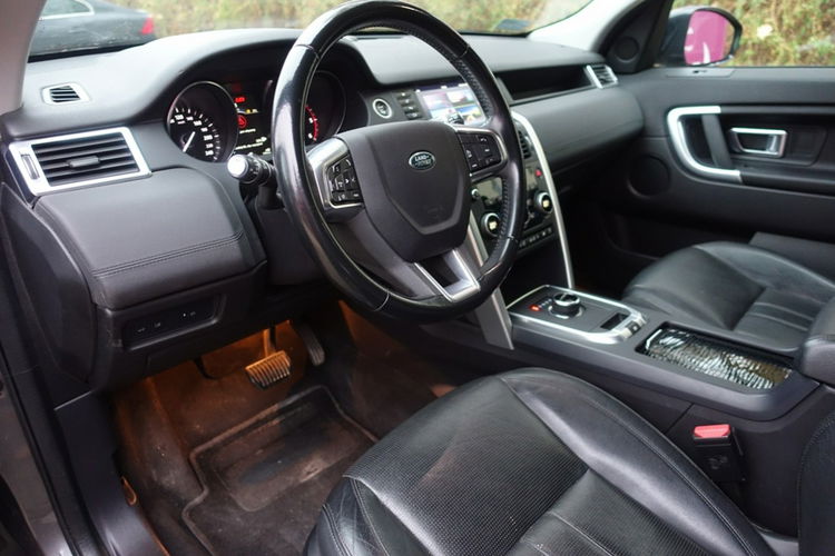 Land Rover Discovery Sport Rezerwacja zdjęcie 8