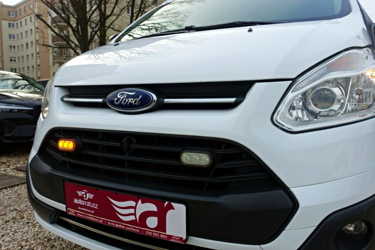 Ford Transit Custom Rezerwacja zdjęcie 11