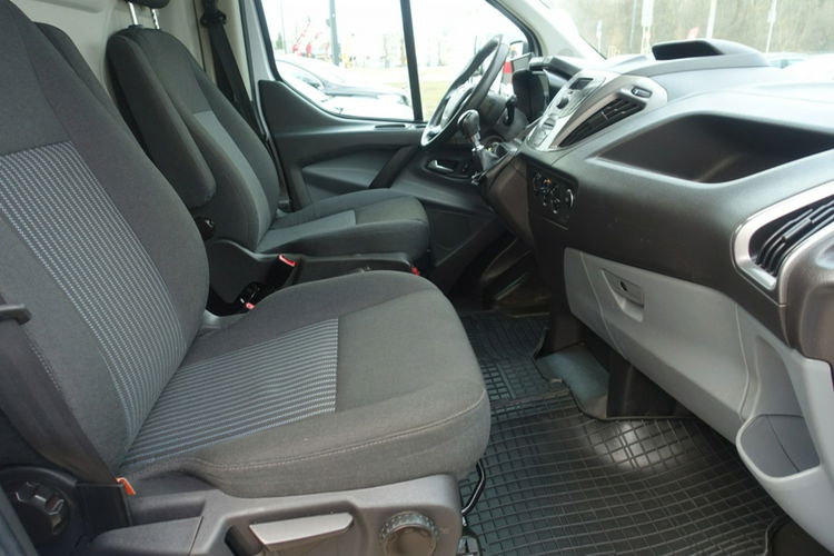 Ford Transit Custom Rezerwacja zdjęcie 28