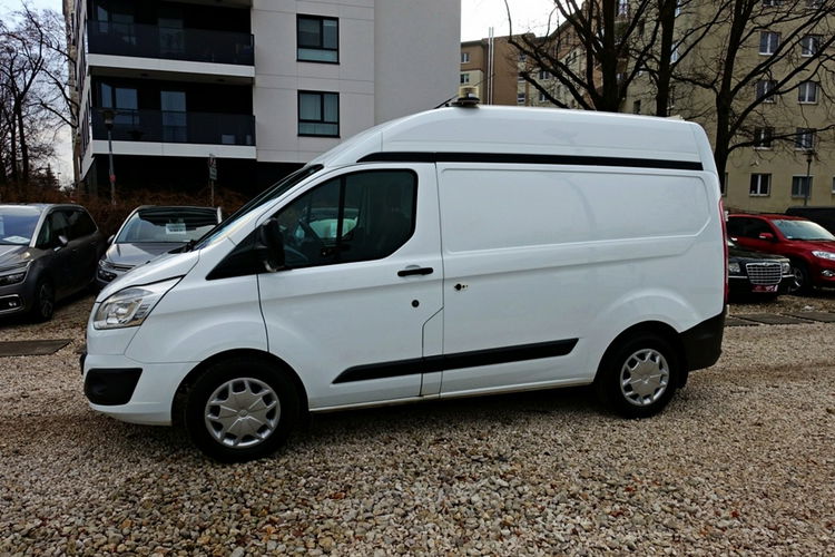 Ford Transit Custom Rezerwacja zdjęcie 4