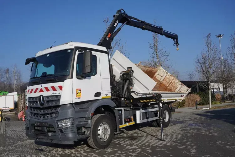 Mercedes Arocs 1833 / 87 000 km / Hds HIAB X-DUO 128 B-2 / trójstronna wywrotka zdjęcie 26