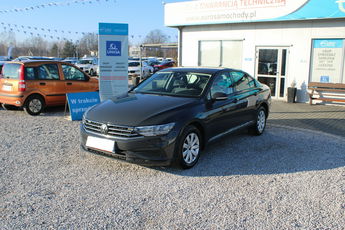 Volkswagen Passat ESSENCE LED F-vat Salon Polska Gwarancja