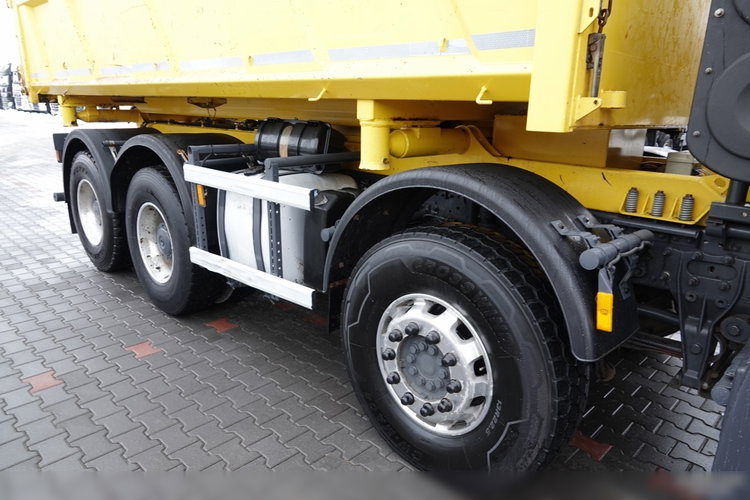 Mercedes ACTROS 3241 / 8x4 / WYWROTKA / HYDROBURTA / BORDMATIC / EURO 5 EEV / ŁADOWNOŚĆ: 19 500 KG  zdjęcie 33