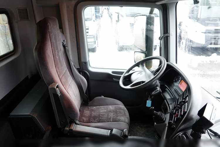 Mercedes ACTROS 3241 / 8x4 / WYWROTKA / HYDROBURTA / BORDMATIC / EURO 5 EEV / ŁADOWNOŚĆ: 19 500 KG  zdjęcie 47