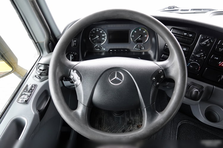 Mercedes ACTROS 3241 / 8x4 / WYWROTKA / HYDROBURTA / BORDMATIC / EURO 5 EEV / ŁADOWNOŚĆ: 19 500 KG  zdjęcie 48