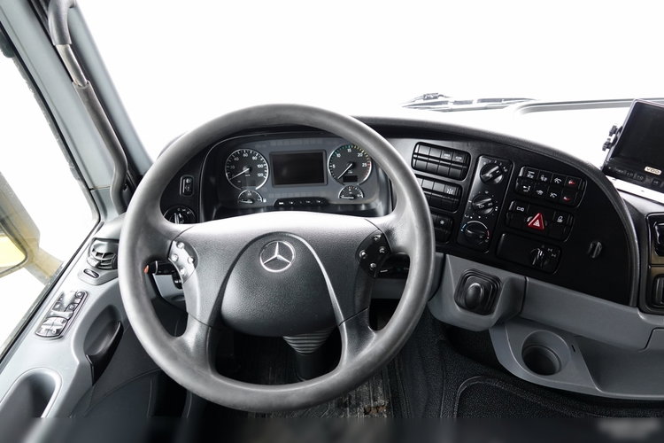 Mercedes ACTROS 3241 / 8x4 / WYWROTKA / HYDROBURTA / BORDMATIC / EURO 5 EEV / ŁADOWNOŚĆ: 19 500 KG  zdjęcie 49