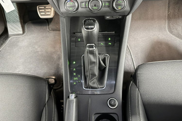 Skoda Octavia RS 2.0 TDI 184KM CANTON HiFi AppleCar LED Bi-Xenon Duża Navi Niemiec zdjęcie 20