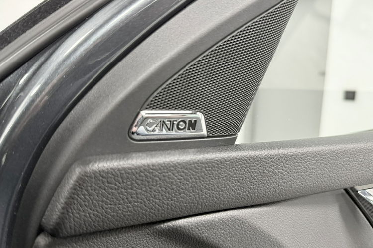 Skoda Octavia RS 2.0 TDI 184KM CANTON HiFi AppleCar LED Bi-Xenon Duża Navi Niemiec zdjęcie 22