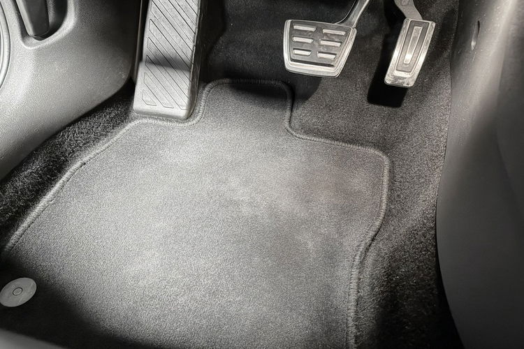 Skoda Octavia RS 2.0 TDI 184KM CANTON HiFi AppleCar LED Bi-Xenon Duża Navi Niemiec zdjęcie 48