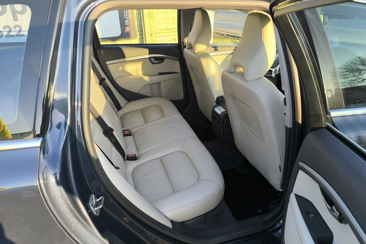 Volvo V70 1.6d 115KM Klimatronic Navi Skóra zdjęcie 26