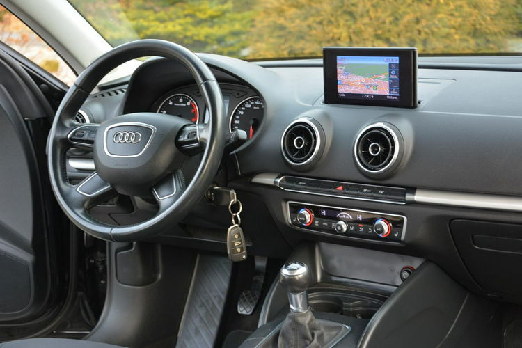 A3 Ledy Bi-Xenon Navi Klimatronic Parktronic Aso Audi zdjęcie 20