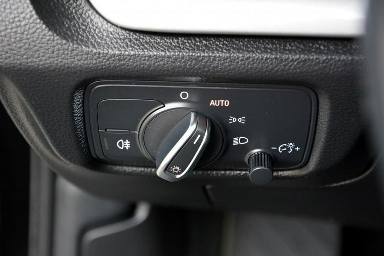 A3 Ledy Bi-Xenon Navi Klimatronic Parktronic Aso Audi zdjęcie 27